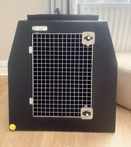 Box dog crate - /,
